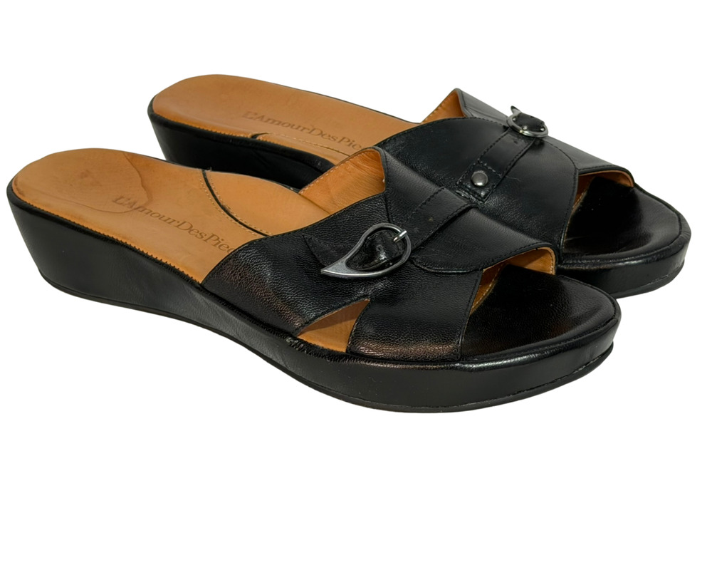 L'Amour Des Pieds Sz 10 Slide Sandals Low Wedge Heel Buckle Detail Black Leather